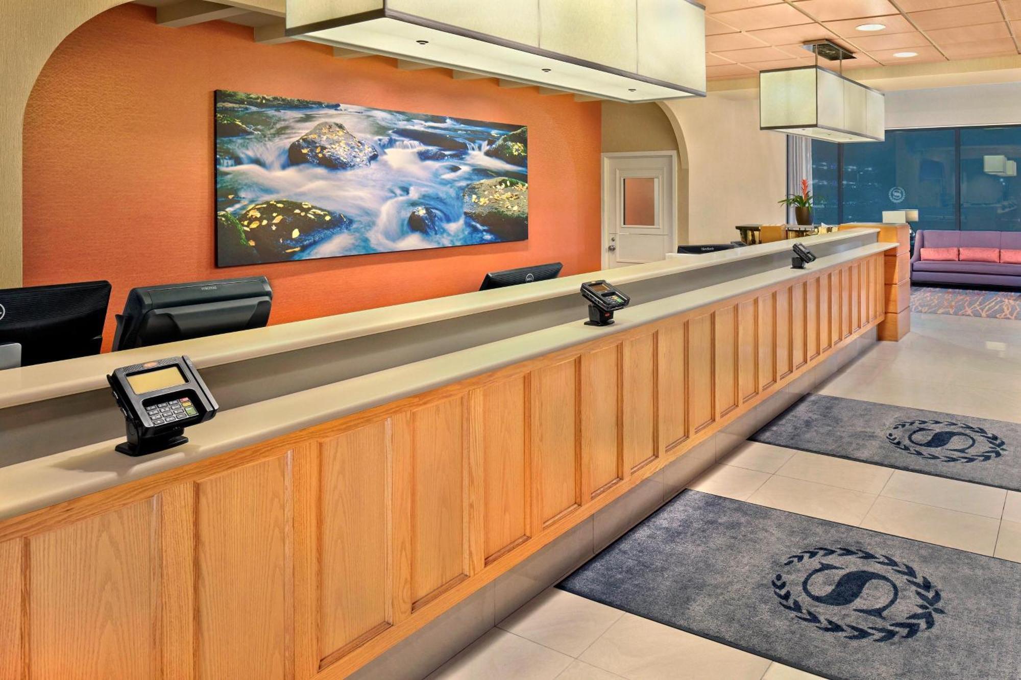 Hotel Sheraton Hartford At Bradley Airport