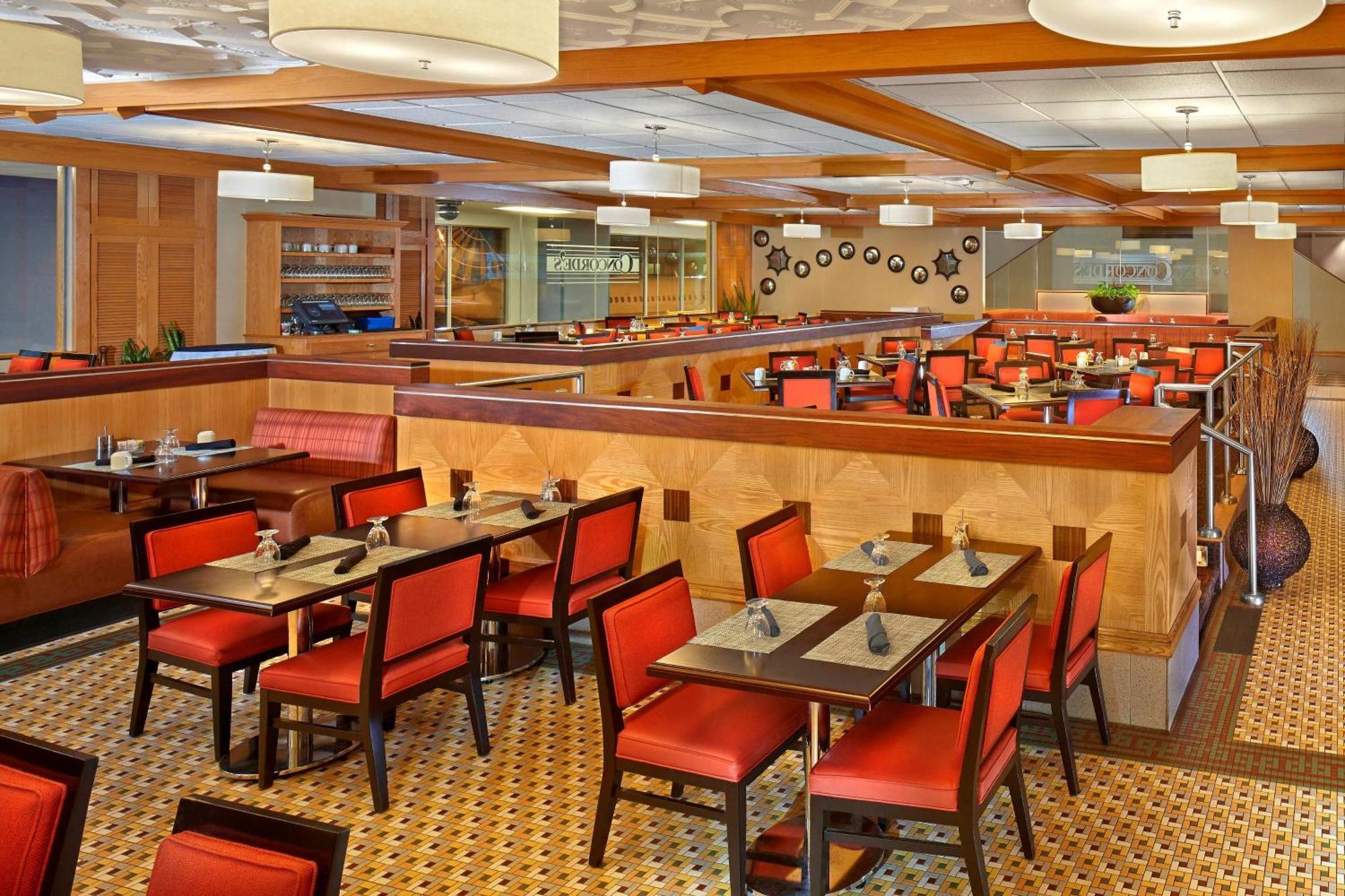 Sheraton Hartford At Bradley Airport 3*